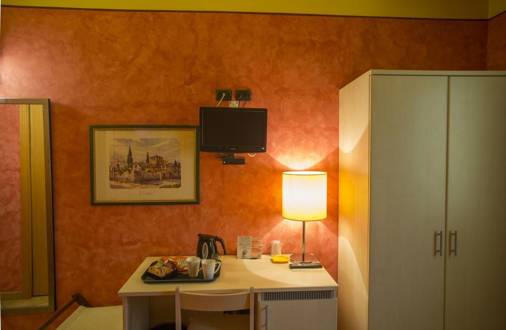 L'Antica Sosta Hotel Castelfiorentino Luaran gambar